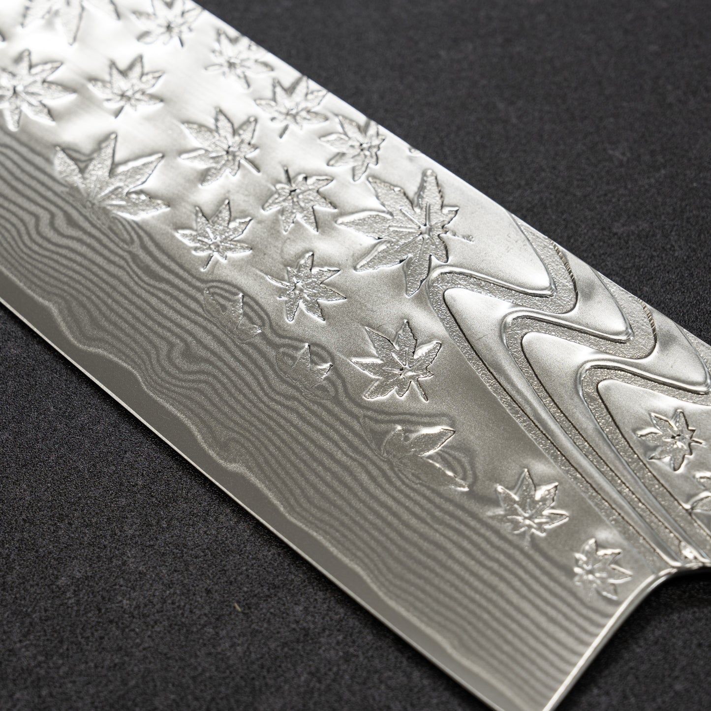 Polished Maple Stream Hammered Finish 67lays Damascus Santoku 180mm