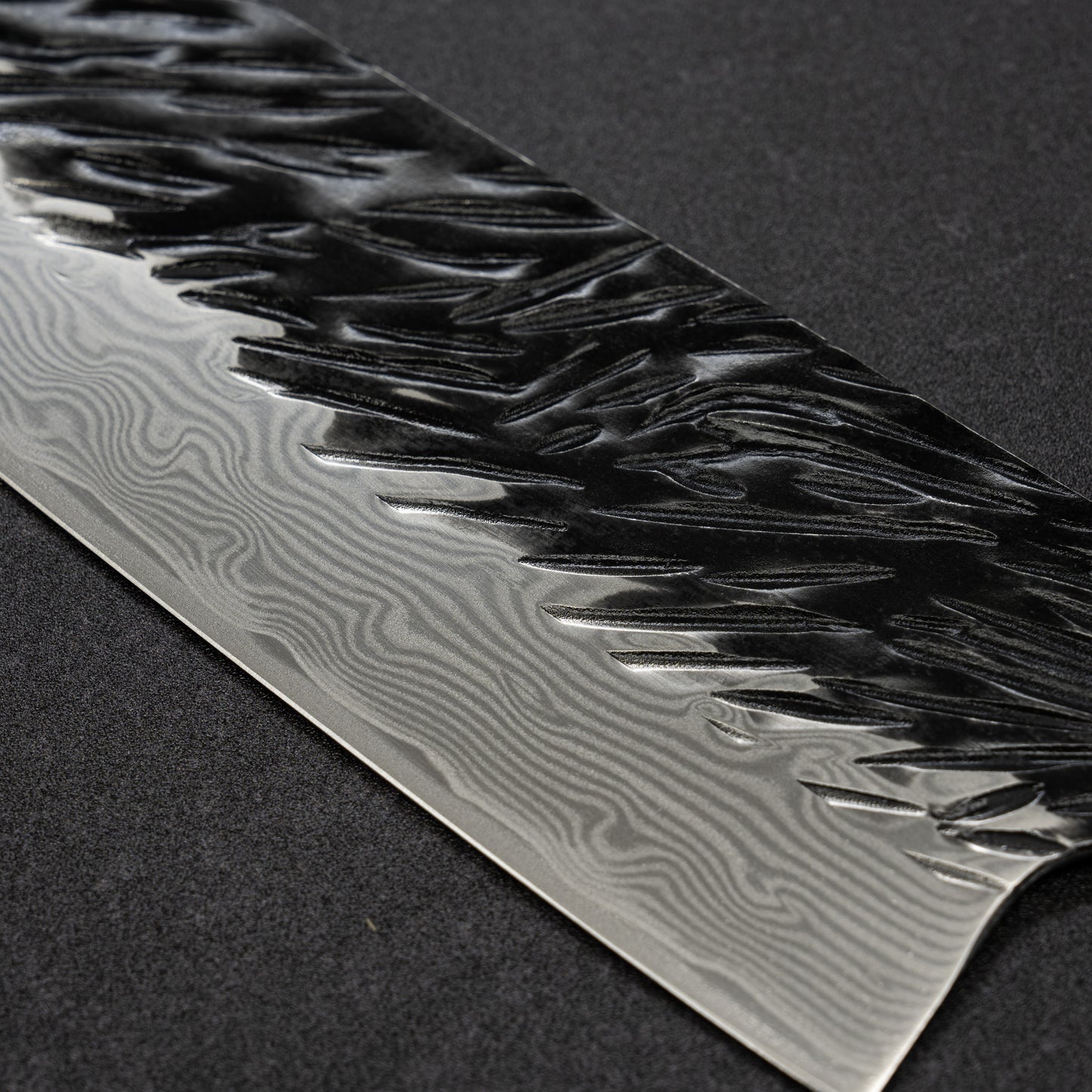 Black Scratch-Hammered Finish 67lays Damascus Santoku 180mm Ruby Handle