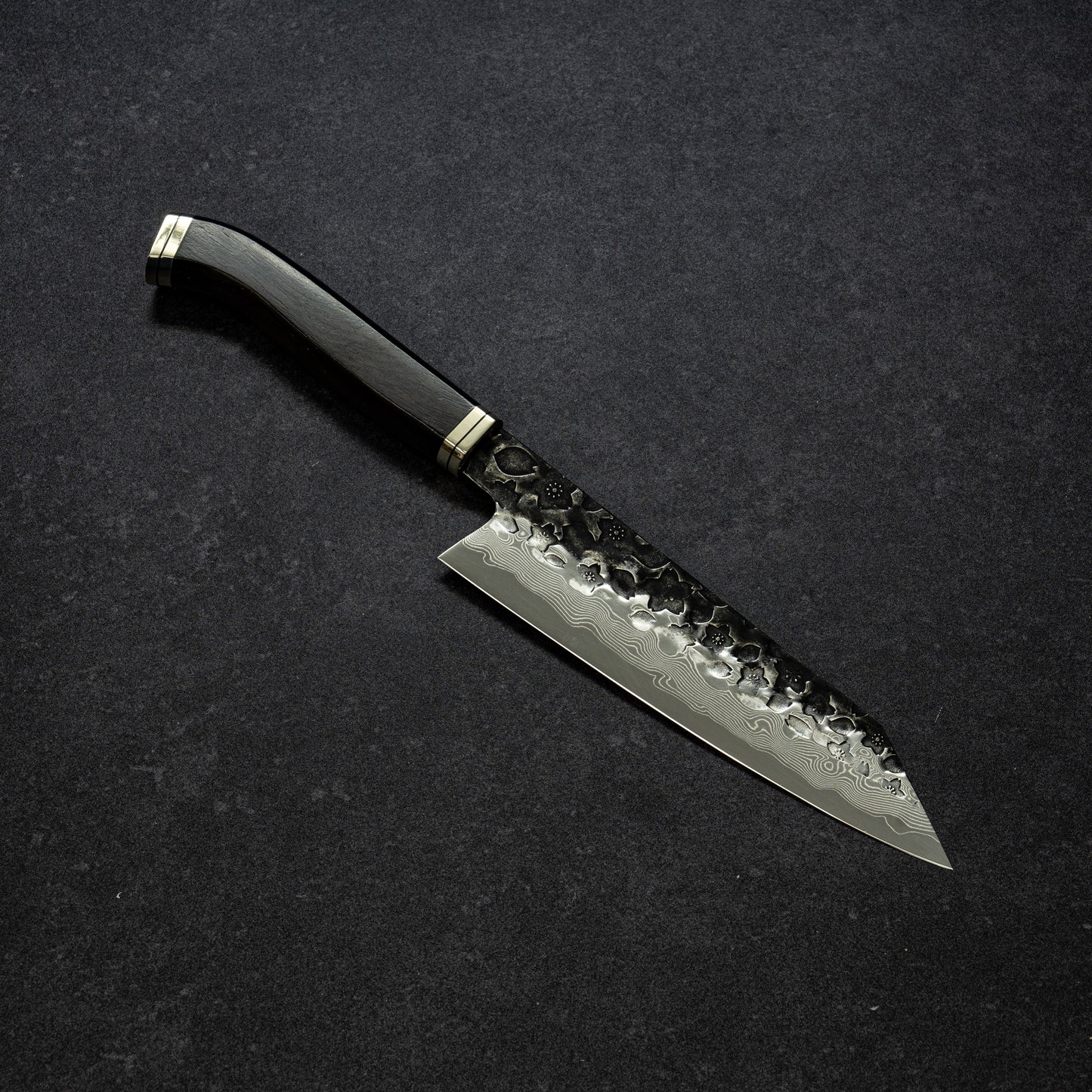 【Pre-Order】Blue No.2 | Super-Thin | Black Cherry Blossoms Hammered Finish 67lays Damascus Mini Bunka 150mm / Bunka 225mm