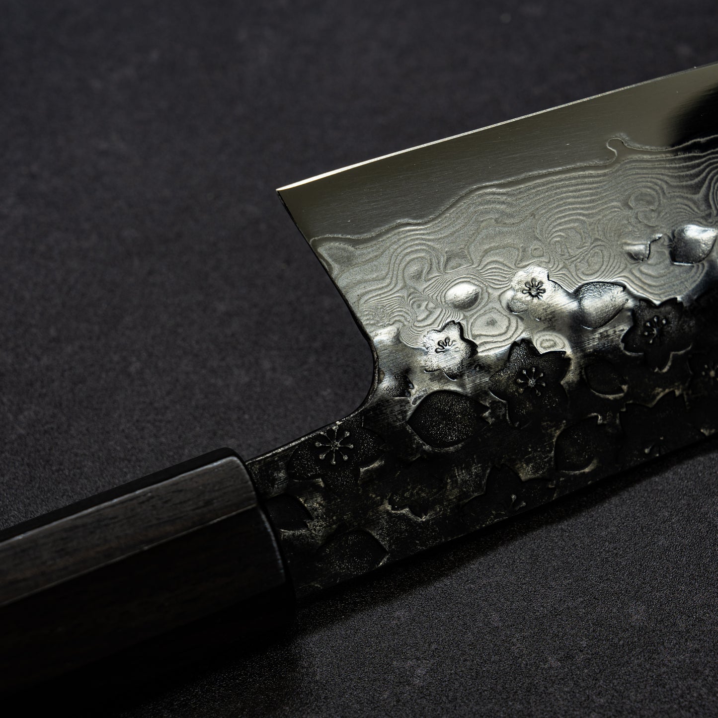 【Pre-Order】Blue No.2 | Super-Thin | Black Cherry Blossoms Hammered Finish 67lays Damascus Mini Bunka 150mm / Bunka 225mm