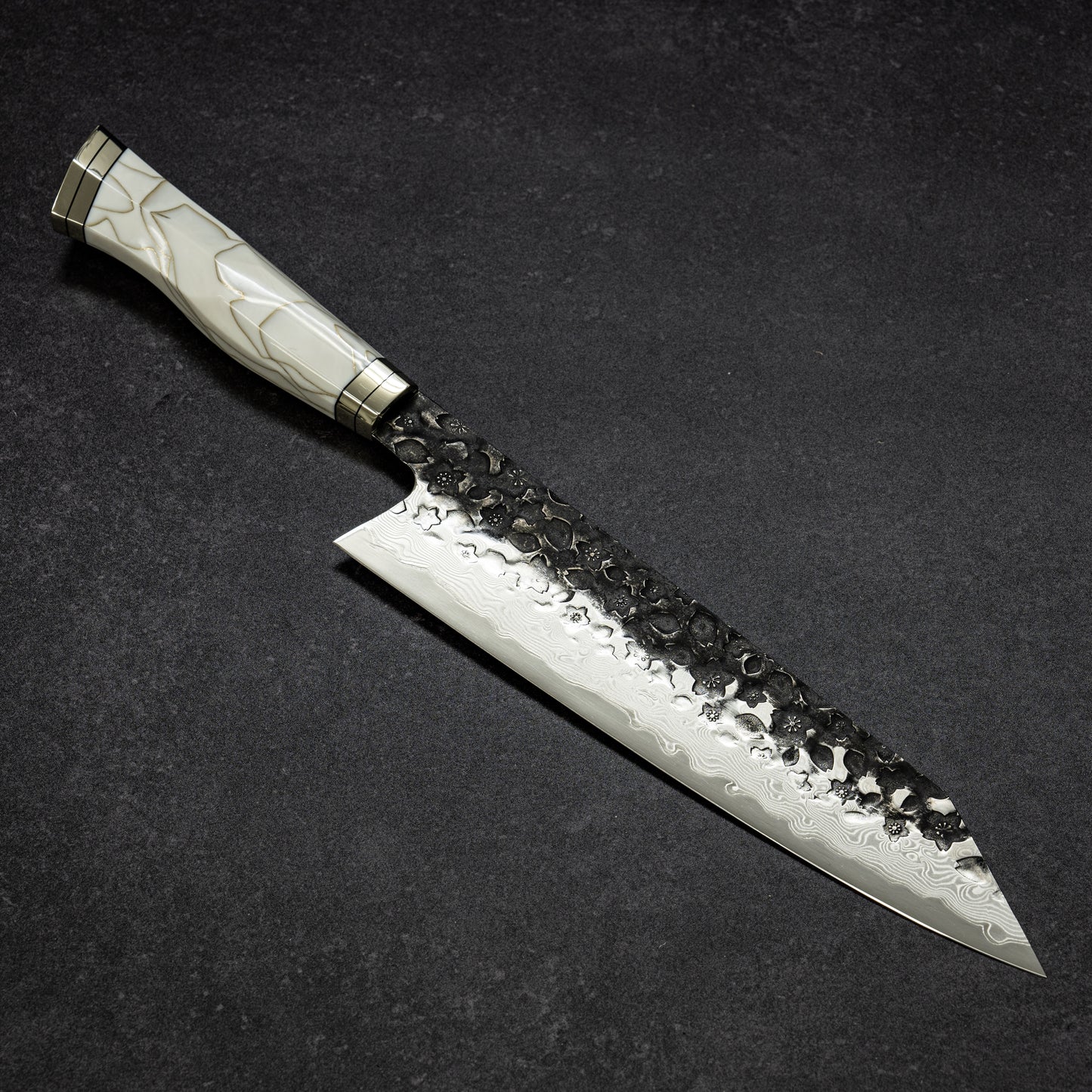 【Pre-Order】Blue No.2 | Super-Thin | Black Cherry Blossoms Hammered Finish 67lays Damascus Bunka 225mm Pearl Handle
