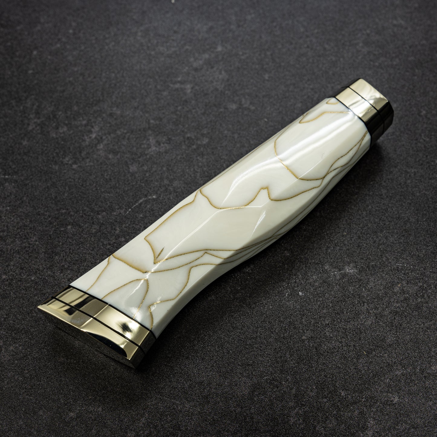 Polished Cherry Blossoms Hammered Finish 67lays Damascus Bunka 210mm Pearl Handle