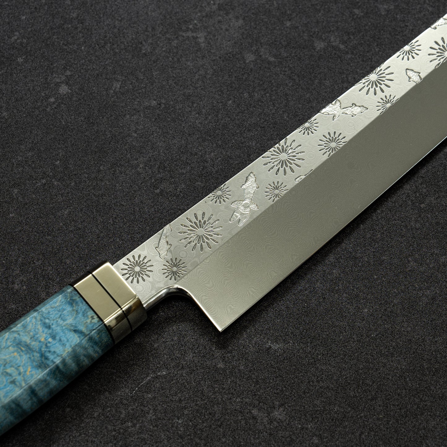 【Pre-Order】Fireworks & Goldfish Hammered Finish Coreless Damascus Sakimaru-Yanagiba 270mm