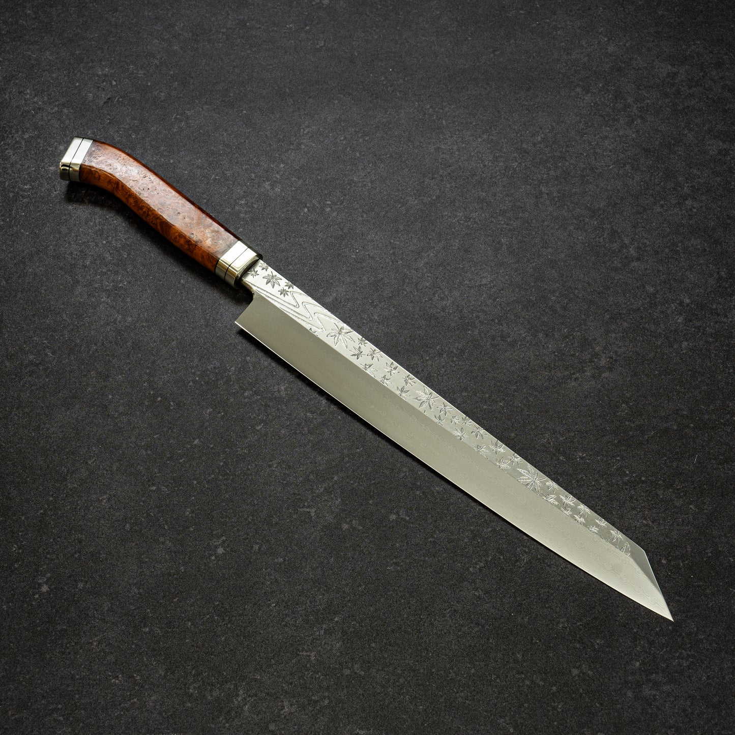 【Pre-Order】Polished Maple Stream Hammered Finish Coreless Damascus Kiritsuke-Yanagiba 270mm