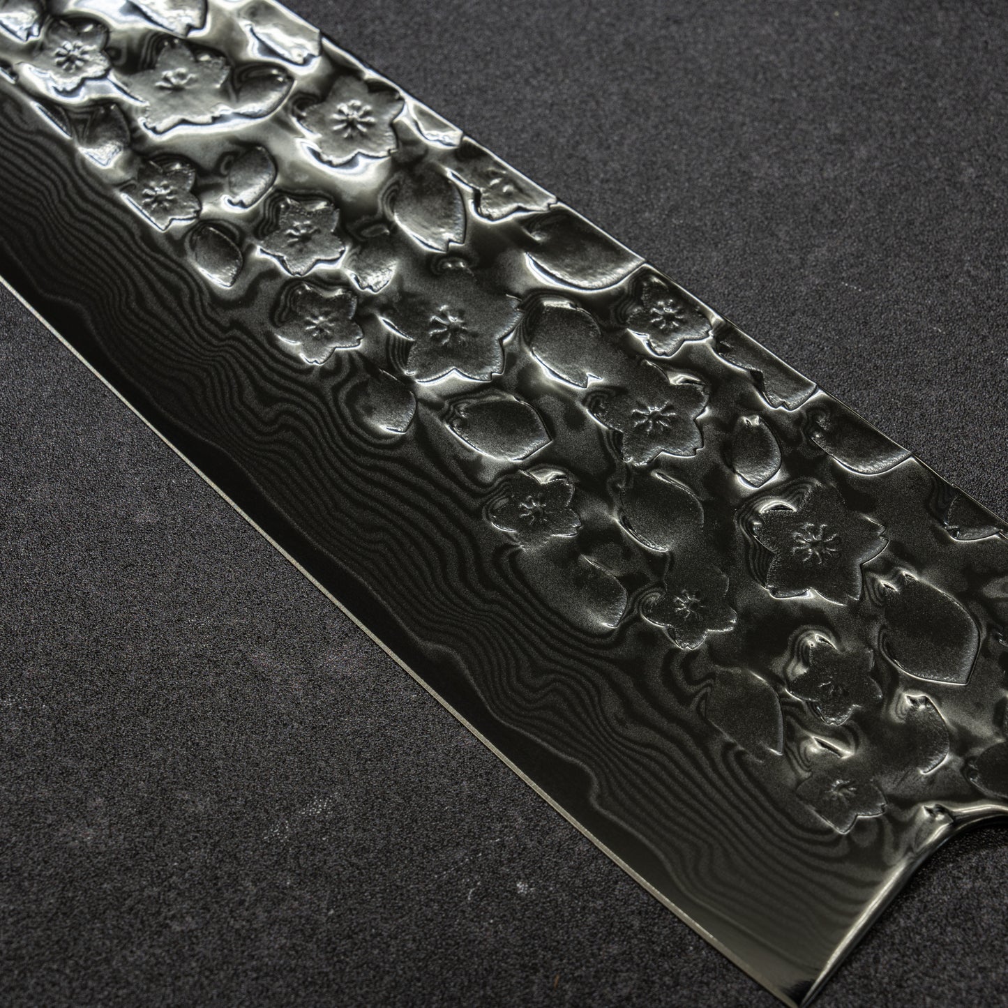 Night Cherry Blossoms Hammered Finish 67lays Damascus Petty 135mm