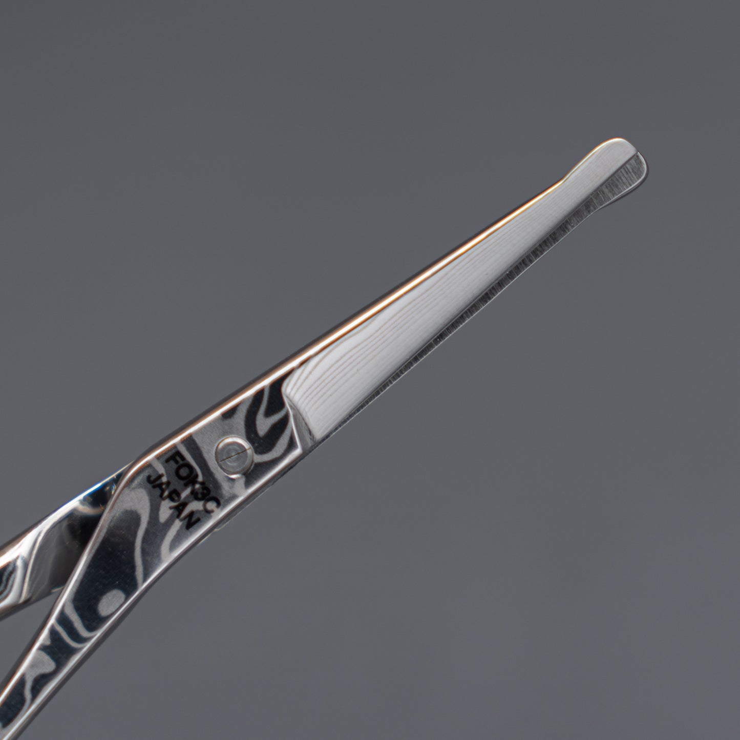 黒ダマスカス小鋏 直刃 / 先丸