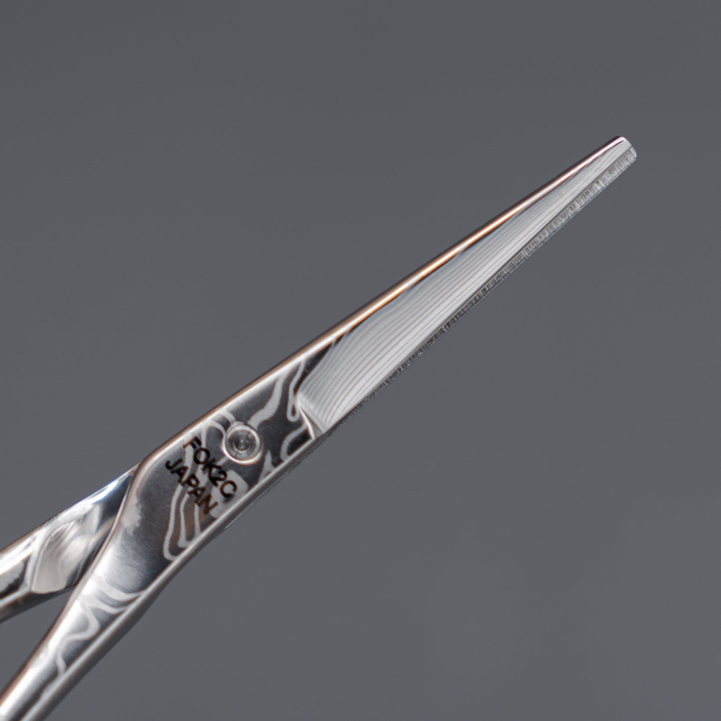 Black damascus small scissors straight / Medium-thin