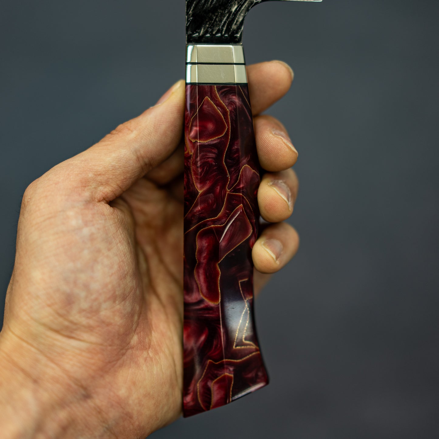 Black Scratch-Hammered Finish 67lays Damascus Santoku 180mm Ruby Handle