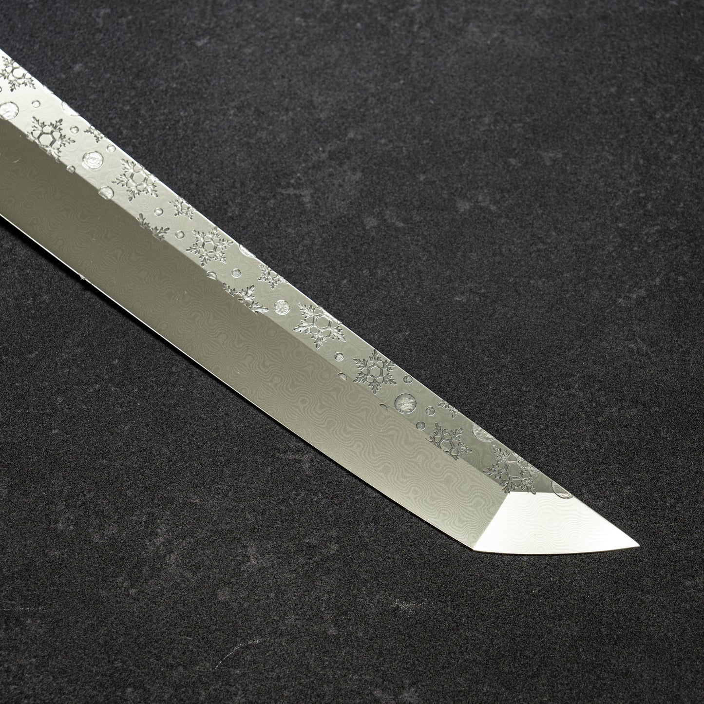 【Pre-Order】Snowflake Hammered Finish Coreless Damascus Sakimaru-Yanagiba 270mm