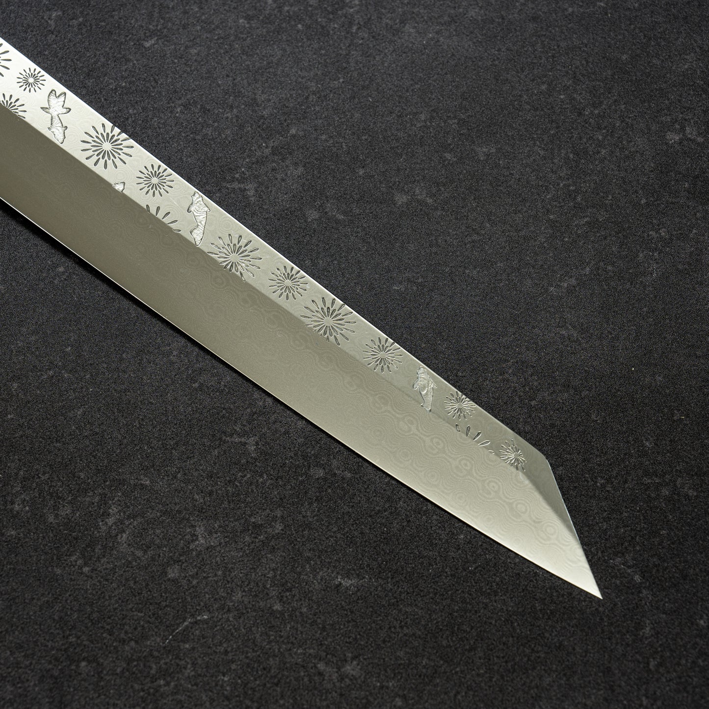 【Pre-Order】Fireworks & Goldfish Hammered Finish Coreless Damascus kiritsuke-Yanagiba 270mm