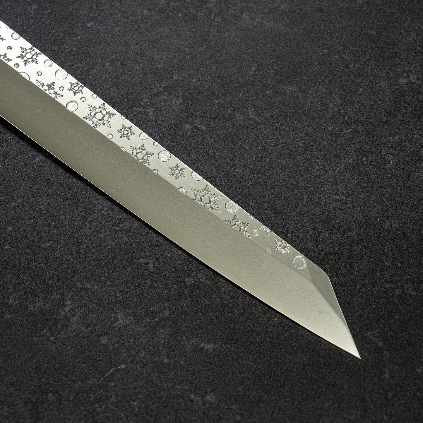 【Pre-Order】Snowflake Hammered Finish Coreless Damascus Kiritsuke-Yanagiba 270mm