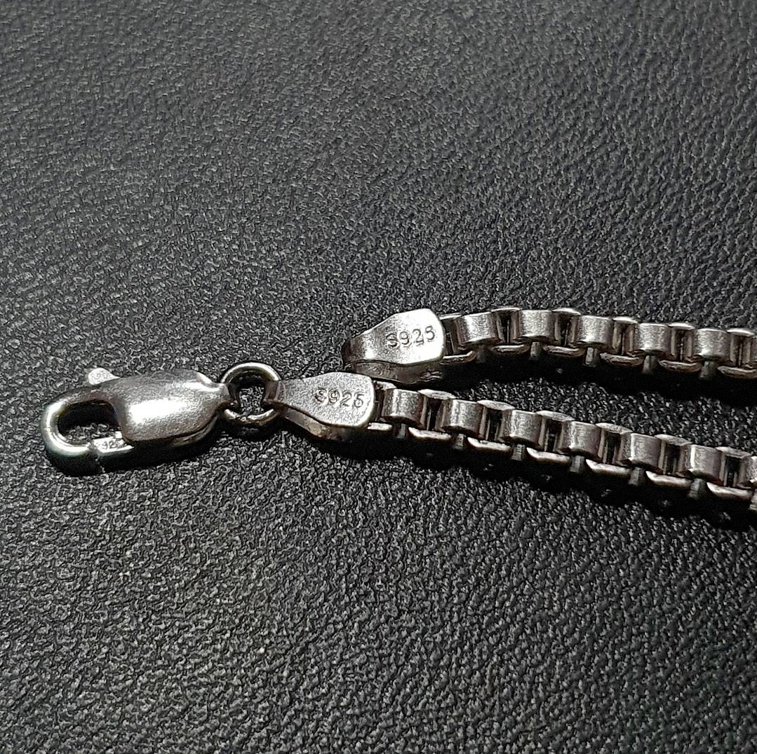 【Pre-Order】KAKINUMA Coreless Damascus Knife Necklace