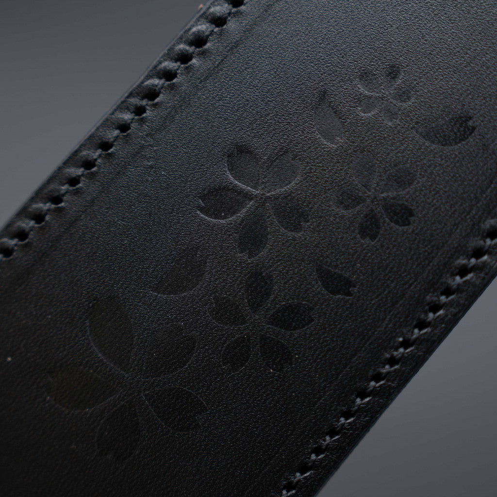 Black Cherry Blossoms Hammered Finish 67lays Damascus Mini-Santoku